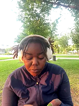 Goddess Nafeesha online show from September 9, 10:41 pm