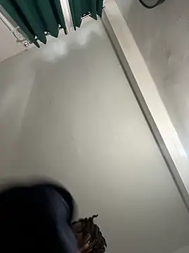 Goddess Nafeesha online show from February 22, 3:35 pm