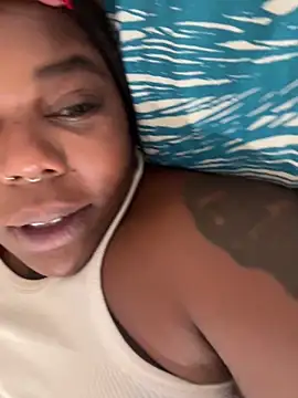 Goddess Nafeesha online show from November 26, 6:13 am