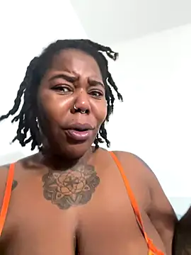 Goddess Nafeesha online show from December 22, 5:51 am