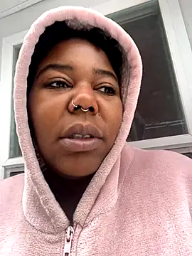 Goddess Nafeesha online show from November 11, 6:14 pm