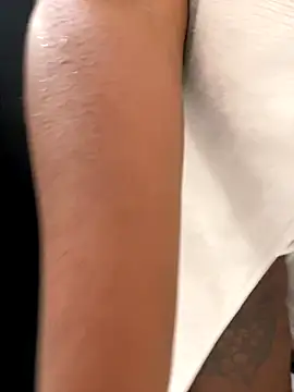 Goddess Nafeesha online show from October 10, 3:46 pm