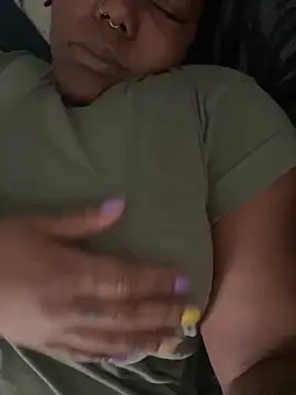 Goddess Nafeesha online show from April 5, 6:58 pm