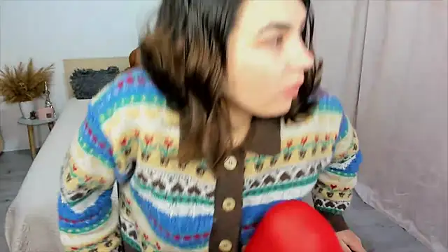 Snapshot of Alexa_Dolly12 chatting on February 17, 9:13 am Alexa Dolly12 online show from February 17, 9:13 am