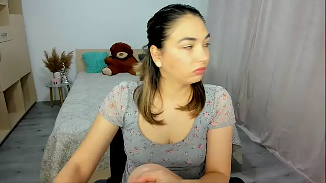 Alexa Dolly12 online show from November 27, 6:14 am