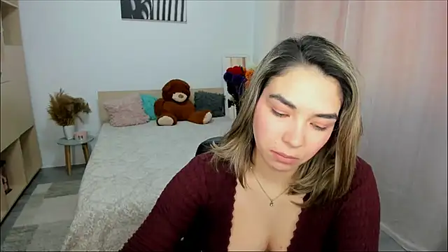 Alexa Dolly12 online show from March 21, 8:19 am