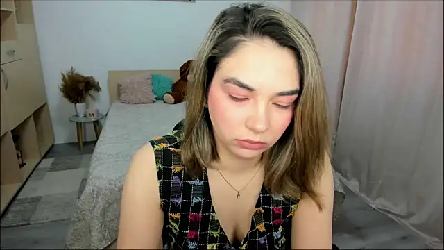 Alexa Dolly12 online show from March 16, 6:50 am