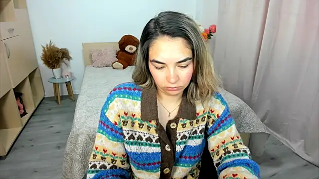 Alexa Dolly12 online show from June 2, 5:29 am