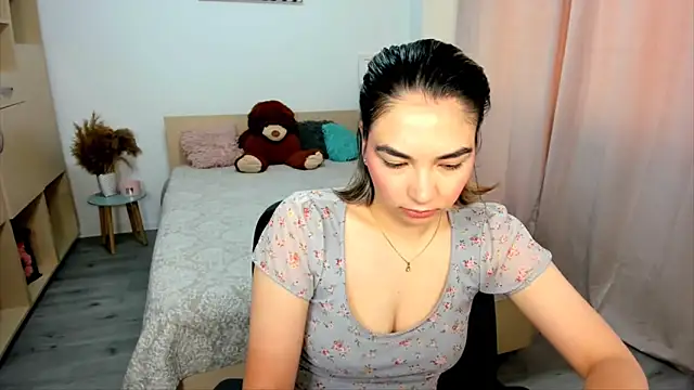 Alexa Dolly12 online show from May 20, 8:11 am