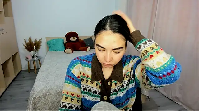 Alexa Dolly12 online show from November 8, 7:01 am