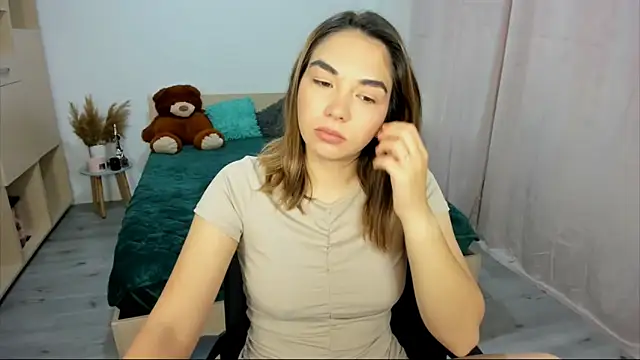Snapshot of Alexa_Dolly12 chatting on September 19, 5:22 am Alexa Dolly12 online show from September 19, 5:22 am