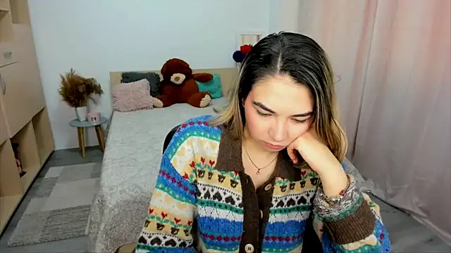 Alexa Dolly12 online show from May 13, 9:38 am