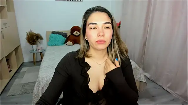 Alexa Dolly12 online show from April 2, 6:31 am