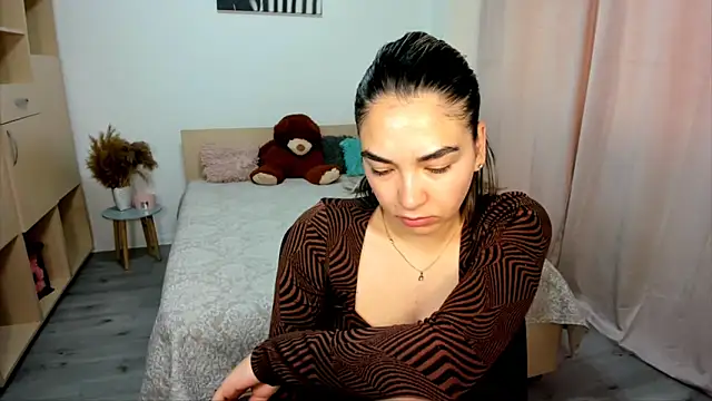 Alexa Dolly12 online show from May 21, 9:06 am