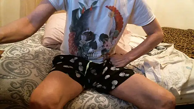 bravo23toro online show from June 12, 5:21 pm