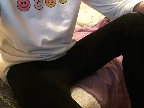 bravo23toro online show from February 13, 9:48 pm