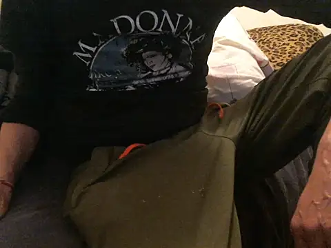 bravo23toro online show from February 26, 7:41 am