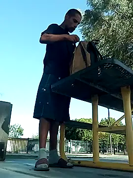 freakzmexx online show from July 1, 12:33 am