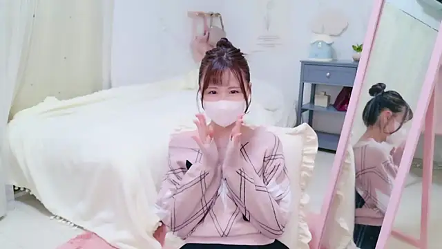 Snapshot of Sayuringo_ chatting on February 9, 10:09 am Sayuringo  online show from February 9, 10:09 am