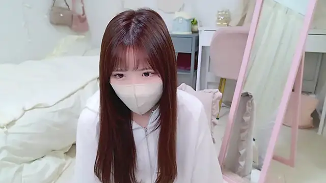 Snapshot of Sayuringo_ chatting on December 18, 11:13 am Sayuringo  online show from December 18, 11:13 am