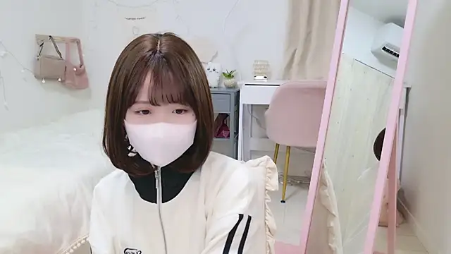 Snapshot of Sayuringo_ chatting on January 20, 10:40 am Sayuringo  online show from January 20, 10:40 am