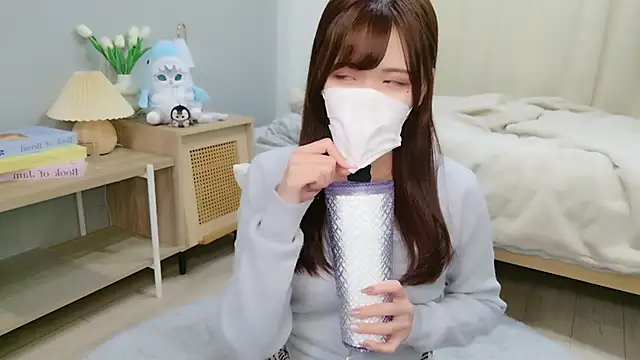 Sayuringo  online show from November 12, 11:14 am