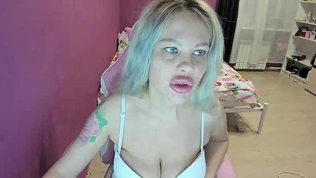 Lika8234 online show from November 8, 12:14 am