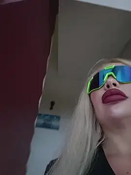 Lika8234 online show from November 20, 4:13 am