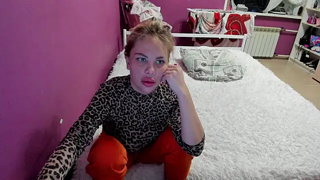 Lika8234 online show from February 16, 2:32 am