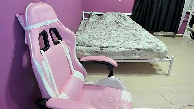 Lika8234 online show from April 7, 7:04 pm