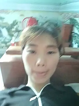 Snapshot of Lonalysexy chatting on June 8, 12:05 am Lonalysexy online show from June 8, 12:05 am