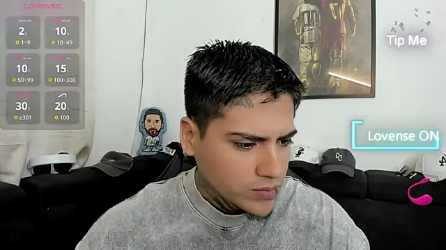 Snapshot of mad_maxxx2 chatting on November 17, 11:58 am mad maxxx2 online show from November 17, 11:58 am