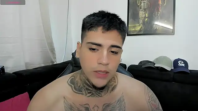 Snapshot of mad_maxxx2 chatting on November 3, 12:42 pm mad maxxx2 online show from November 3, 12:42 pm