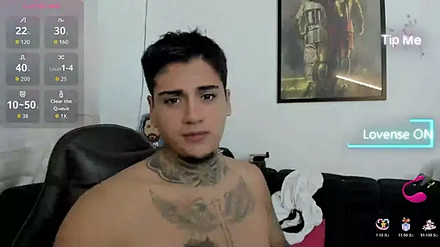 Snapshot of mad_maxxx2 chatting on November 18, 12:08 pm mad maxxx2 online show from November 18, 12:08 pm