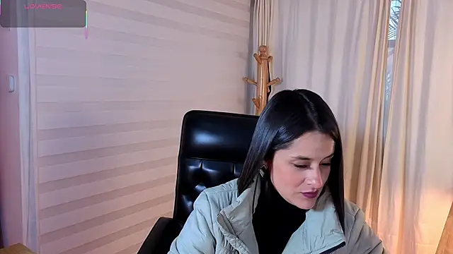 Alice milf  online show from December 1, 11:11 am