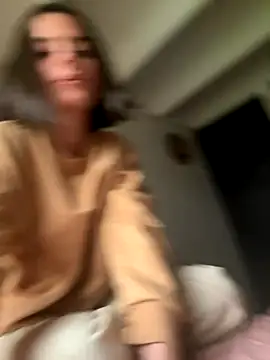 Alice milf  online show from November 26, 7:25 pm