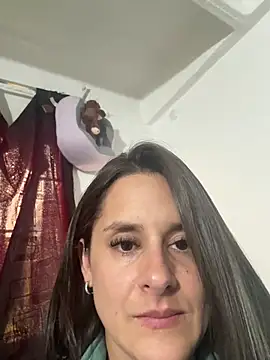 Alice milf  online show from April 3, 5:19 pm