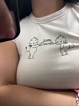  luna torres online show from February 21, 1:02 pm