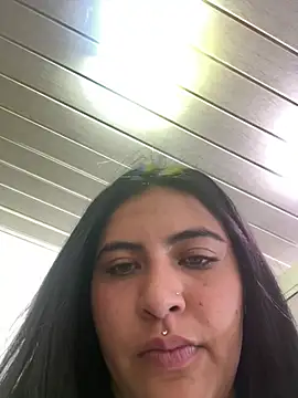  luna torres online show from February 4, 4:29 am