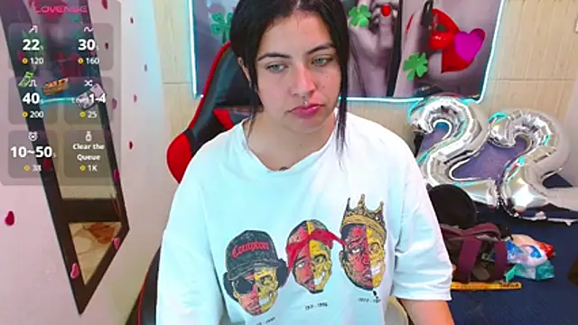  luna torres online show from March 26, 2:15 pm