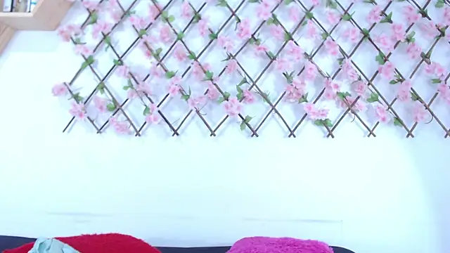 tiffany gomez9 online show from March 11, 12:48 am