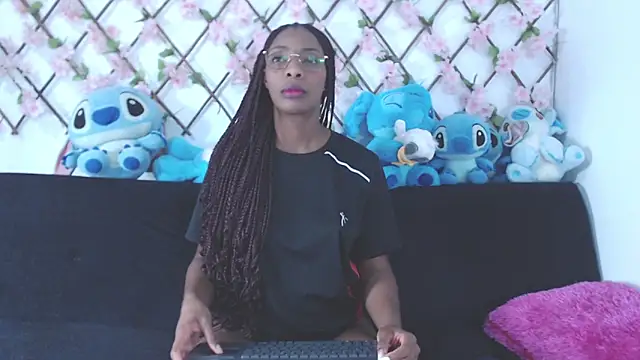 tiffany gomez9 online show from February 3, 11:32 pm