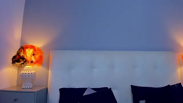 Snapshot of SaraaJhonsonn chatting on October 25, 3:01 pm SaraaJhonsonn online show from October 25, 3:01 pm