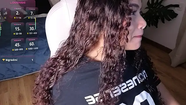 Snapshot of loly_marce chatting on November 11, 9:31 pm loly marce online show from November 11, 9:31 pm