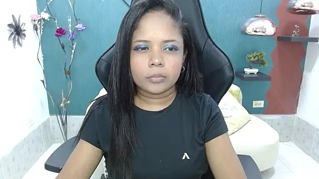 Snapshot of Melikasweetz chatting on March 18, 5:23 pm Melikasweetz online show from March 18, 5:23 pm