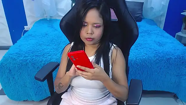 Snapshot of Melikasweetz chatting on March 22, 5:52 pm Melikasweetz online show from March 22, 5:52 pm