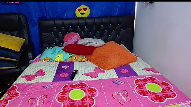 Melikasweetz online show from May 25, 5:44 pm