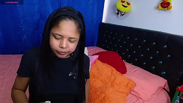 Melikasweetz online show from April 30, 5:42 pm