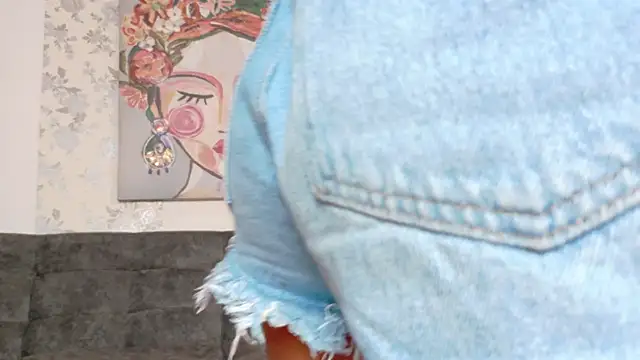 Snapshot of taty_miller chatting on January 31, 7:56 pm taty miller online show from January 31, 7:56 pm