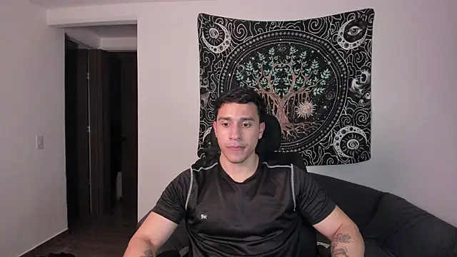 JayMarcos  online show from February 7, 4:16 am